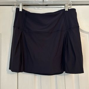 Lululemon skirt lightly worn